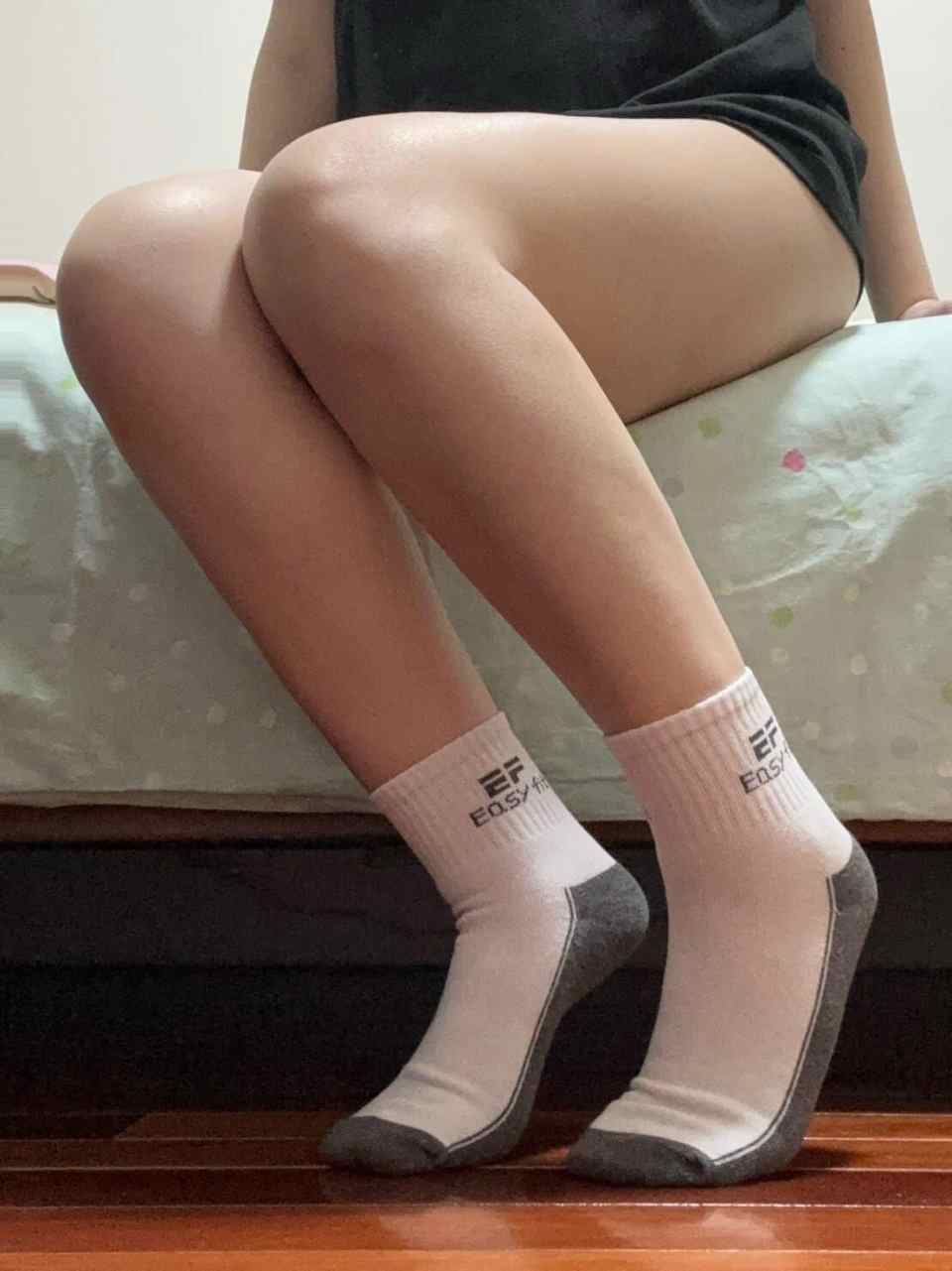 溫妮 － 原味襪子 陰陽襪 學生襪