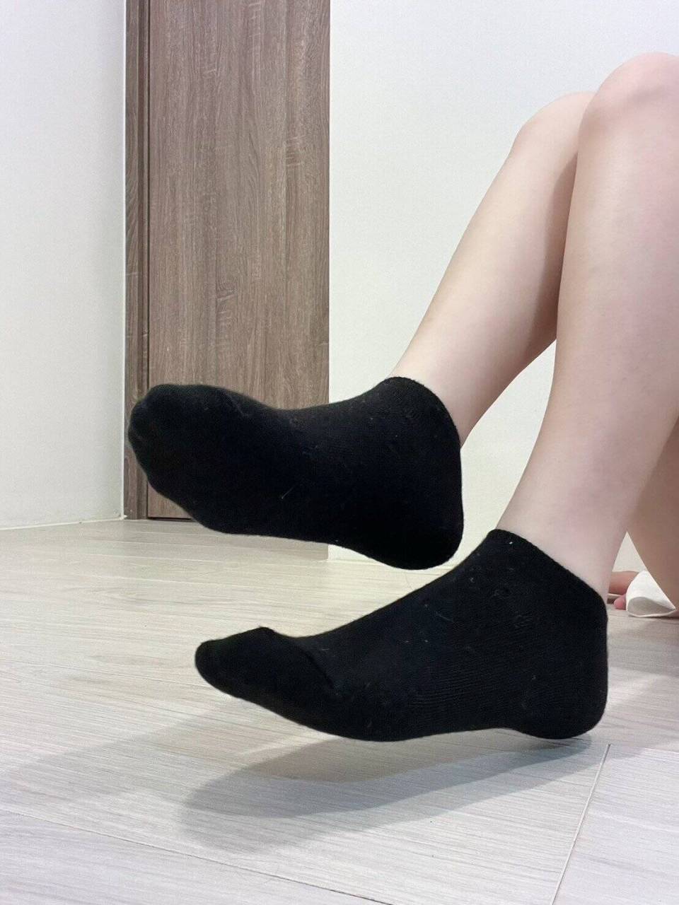 芸芸 － 原味襪子 日常襪子 黑色短襪
