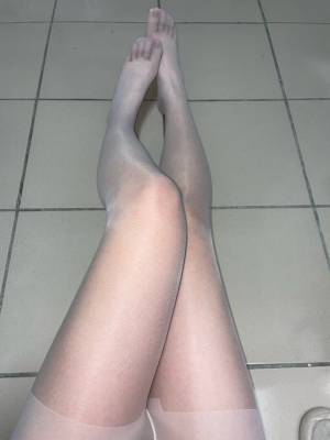 芸芸 － 原味襪子 白色絲襪 白絲 透絲