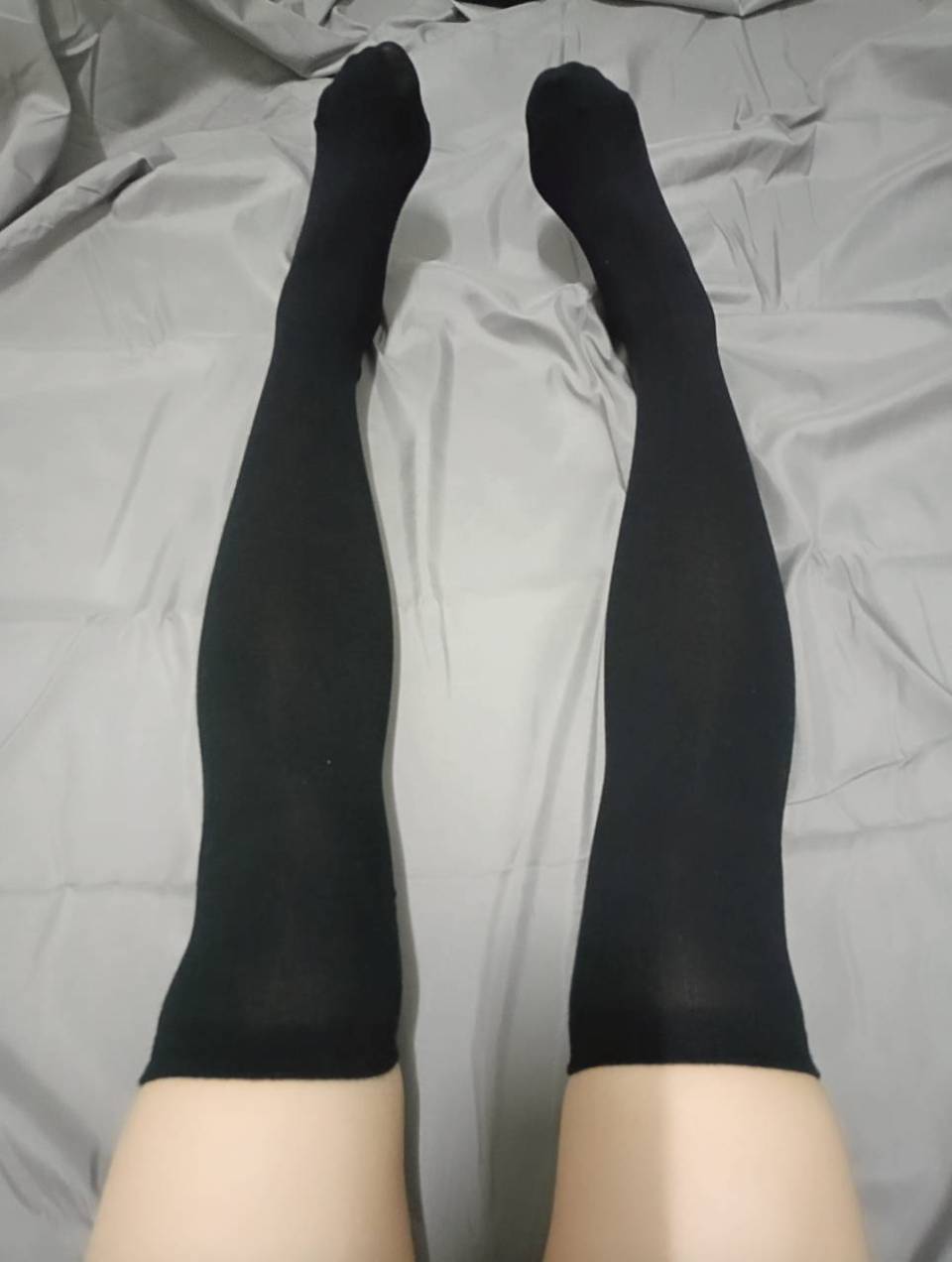 S02000502 悅悅 - 原味襪子 黑色膝上襪 過膝襪