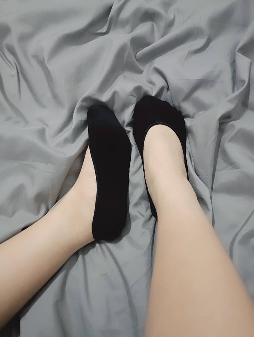 Lucy - Worn Socks Black Peds Socks