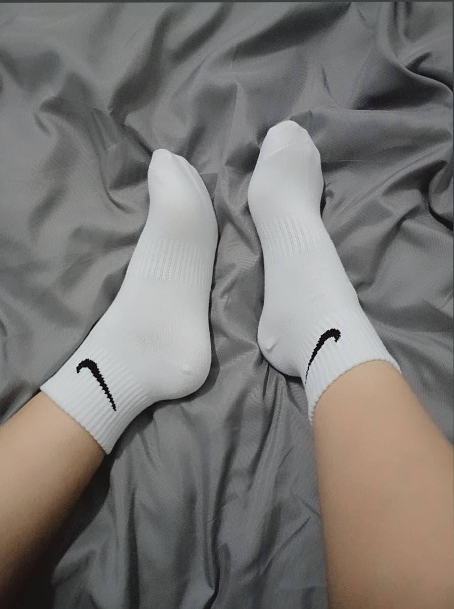 悅悅 － 原味襪子 Nike襪 白色中筒襪 薄款