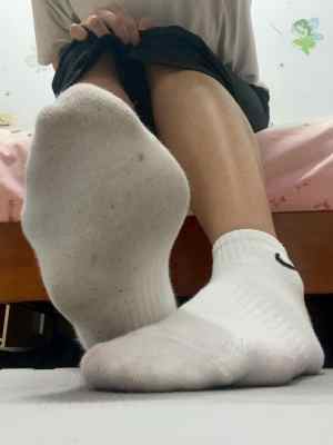 默默 － 原味襪子 白色 Nike襪 中筒襪