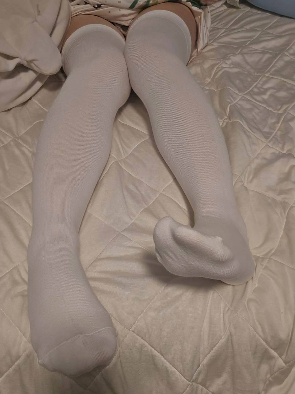 凜蒼 － 原味襪子 白色膝上襪 過膝襪