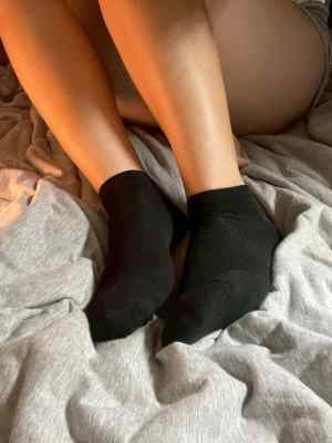Momo - Worn Socks Black Socks No-Show Socks