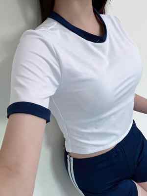 芸芸 － 原味緊身衣 日式體育服 短版上衣 藍色一件