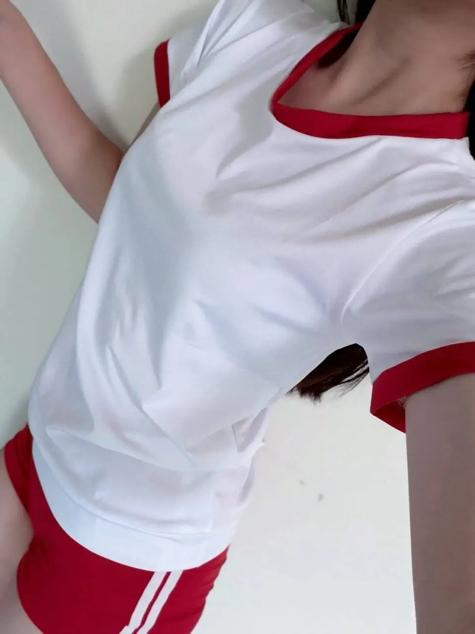 芸芸 － 原味緊身衣 日式體育服 長版上衣 紅色一件