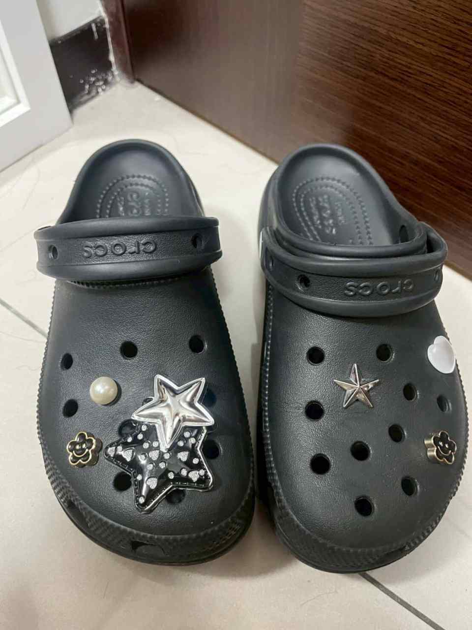 暮然 － 原味鞋子 Crocs 卡駱馳 黑色洞洞鞋
