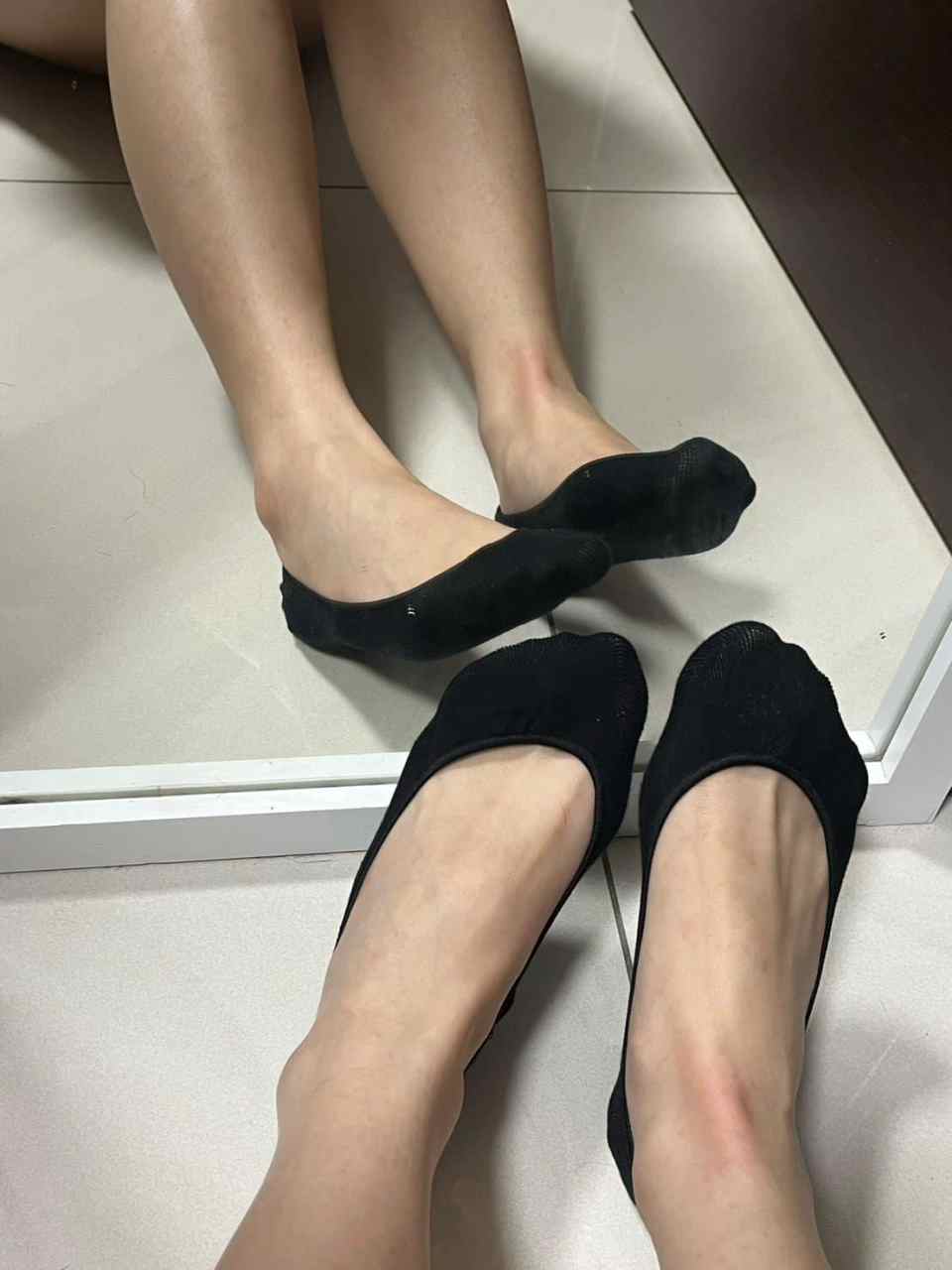 Molly - Worn Socks Black Peds Socks