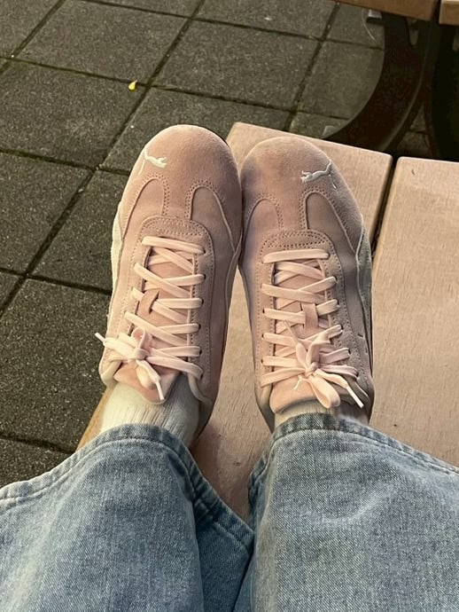 Momo - Worn Shoes PUMA Speedcat Vintage Racing Shoes Pink & White