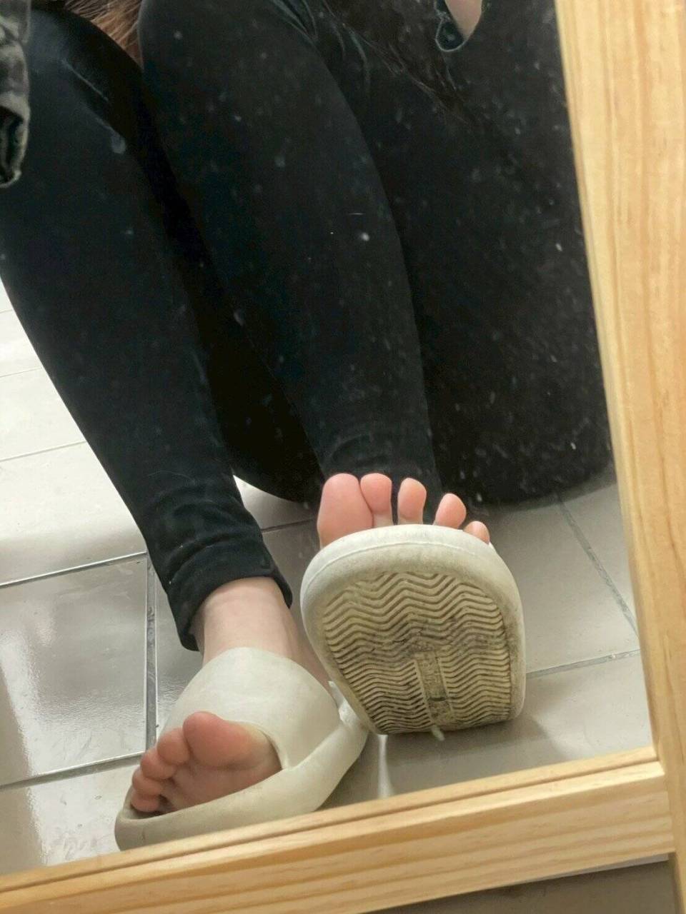 芸芸 － 原味鞋子 日常拖鞋 22.5cm