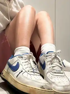 小智 － 原味鞋子 Nike Air Force 藍白色 24cm
