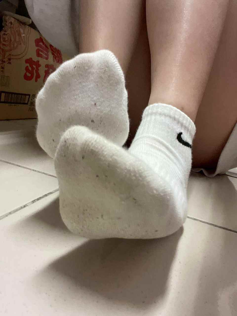S01700903_1 Yun - Worn Socks White Nike Ankle Socks