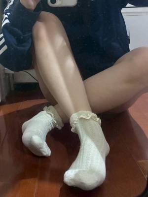 木易 － 原味襪子 蕾絲花邊襪 公主襪 中筒襪