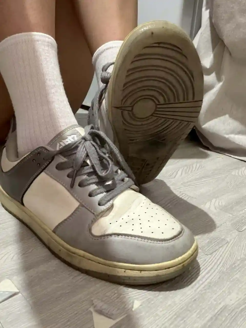 瑜瑜 － 原味鞋子 NET 灰色板鞋 運動鞋 24cm