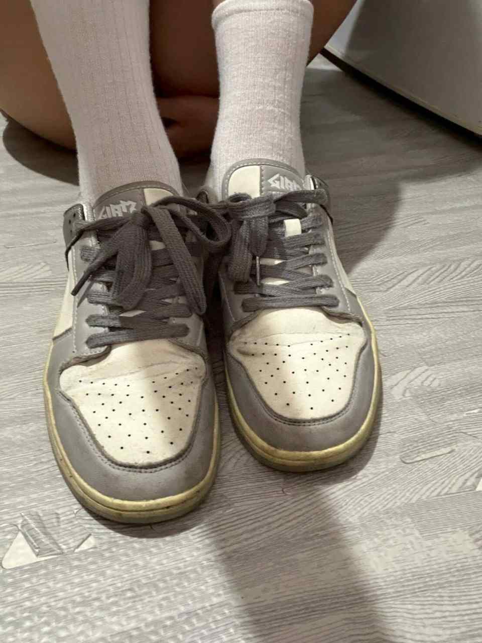 瑜瑜 － 原味鞋子 NET 灰色板鞋 運動鞋 24cm