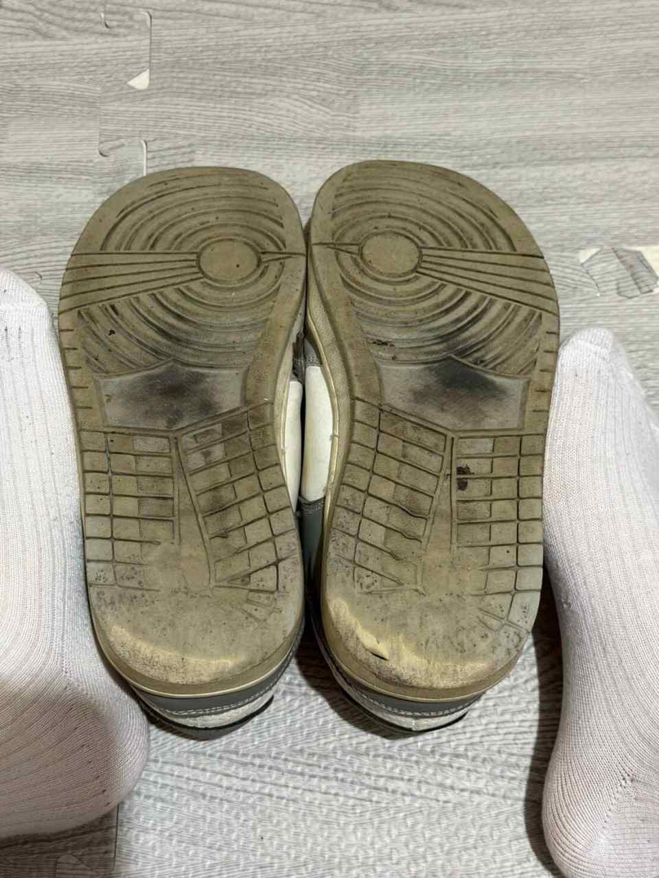 瑜瑜 － 原味鞋子 NET 灰色板鞋 運動鞋 24cm