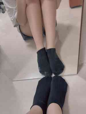 妍妍 － 原味襪子 黑色短襪