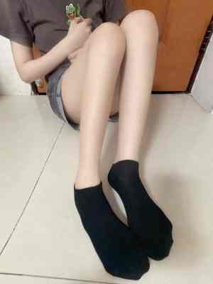 妍妍 － 原味襪子 黑色短襪