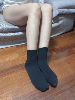 喬喬 － 原味襪子 黑色中筒襪