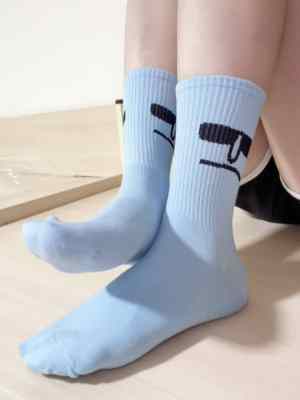 瑜瑜 － 原味襪子 墨鏡臉圖案 藍色中筒襪