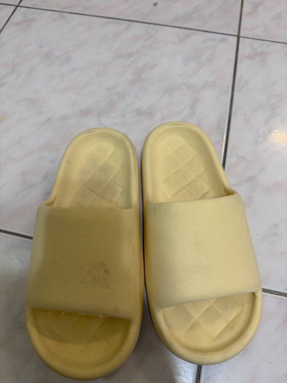 Ciao - Worn Shoes Slippers 26cm - Yellow