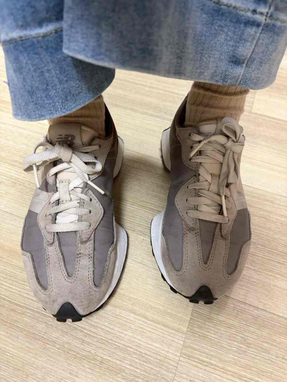 暮然 － 原味鞋子 New Balance NB 327 – 23.5cm （穿兩年未洗）